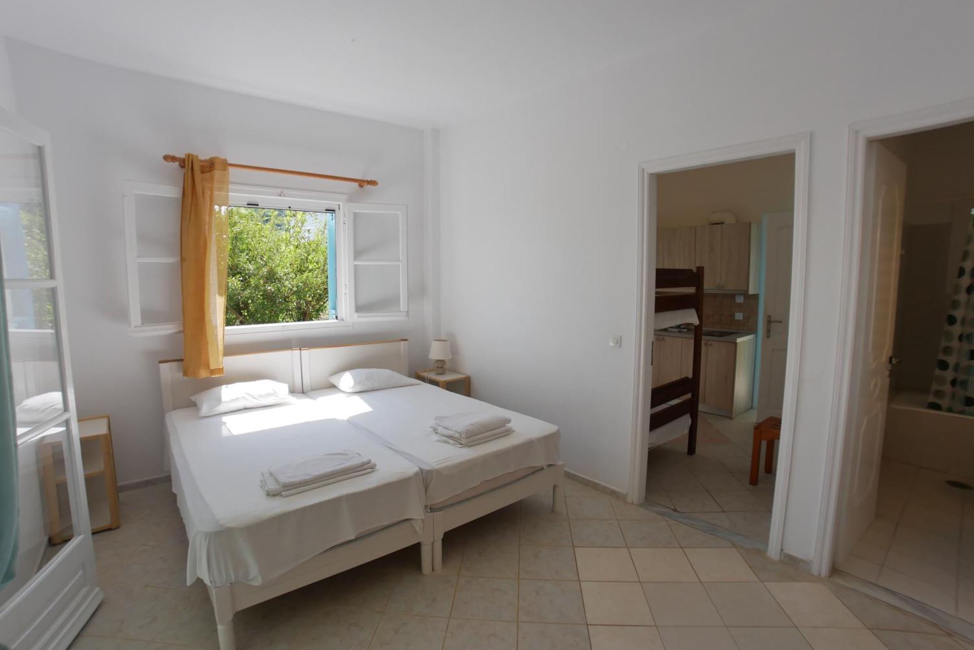 Villa Vania Gardenos Vitaládes Exteriör bild